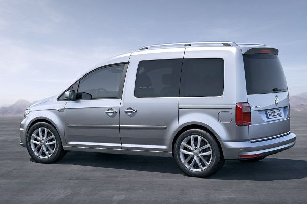 2015 - Volkswagen Caddy Side View