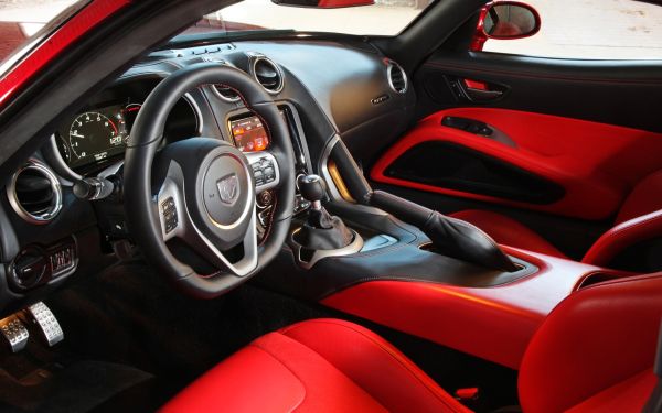 2015 - Dodge SRT Viper Interior