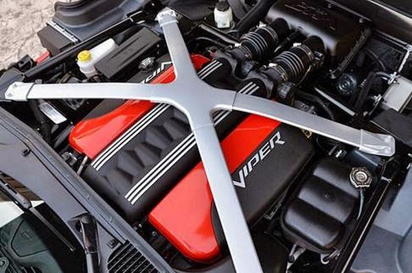 2015 - Dodge SRT Viper Engine