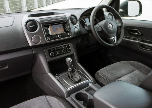 2015 - Volkswagen Amarok Interior