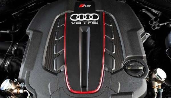 Audi RS7 2016 - Engine