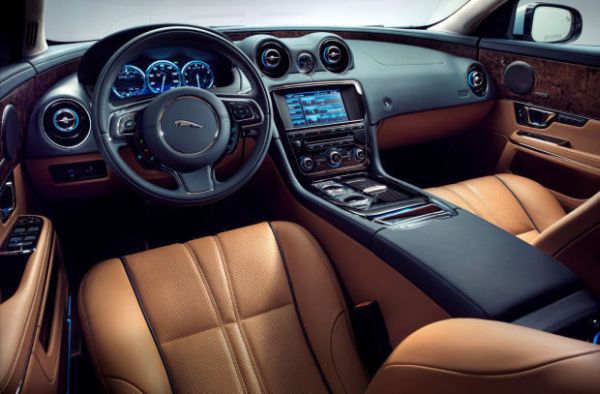 2015 - Jaguar XJ Interior