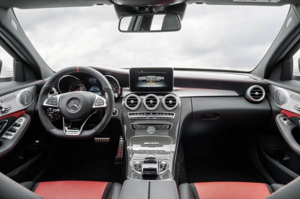 2016 - Mercedes C63 AMG Interior