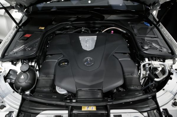 Mercedes-Benz GLK-Class  2015 Engine