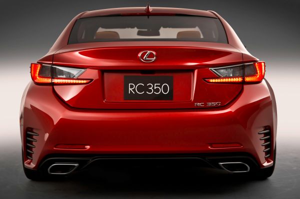 Rear View of 2015 Lexus RC 350