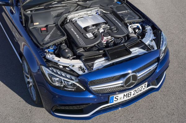 2015 New Mercedes-Benz C63 AMG Engine