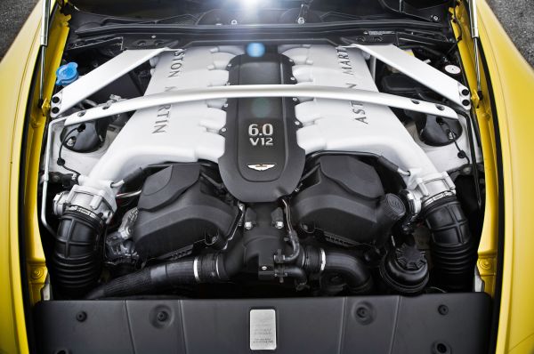 2015 Aston Martin V12 Engine