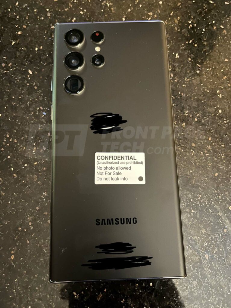 Samsung Galaxy S22 Ultra Samsung Galaxy S22 Ultra photos back view