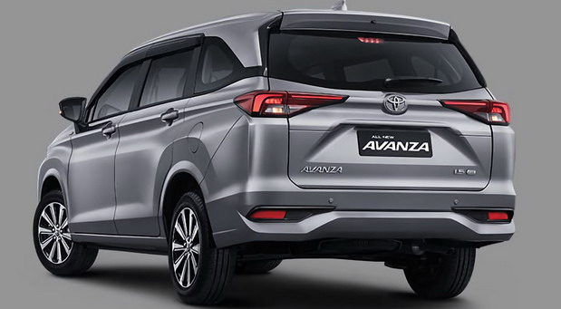 New 2022 Toyota Avanza MPV rear side view