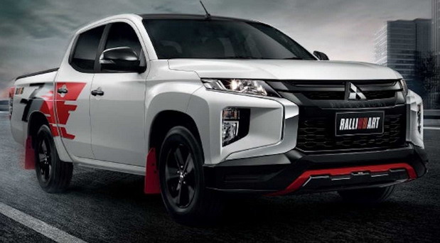 Mitsubishi Triton Ralliart 2022 Mitsubishi Triton Ralliart front side view