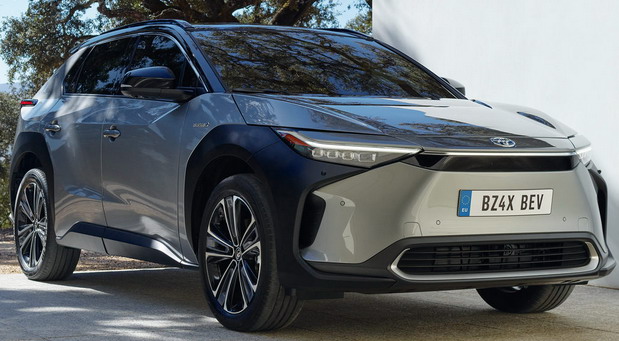 2022 Toyota bZ4X front side view