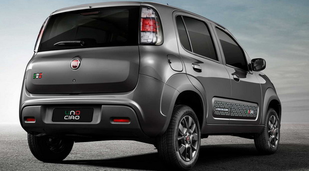 Fiat Uno Ciao 2022 Limited Edition side front view Fiat Uno Ciao 2022 Limited Edition rear side view