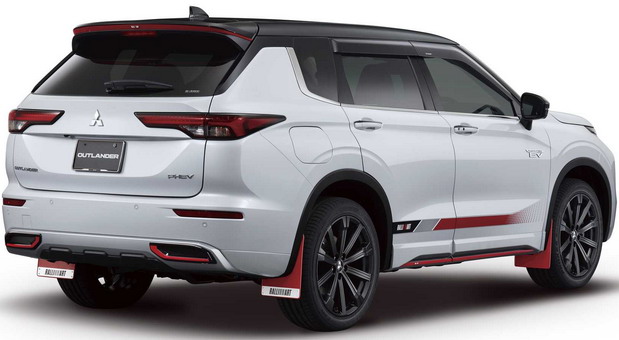 New Mitsubishi Outlander Ralliart Style rear side view