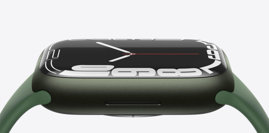 The Apple Watch Series 8 green