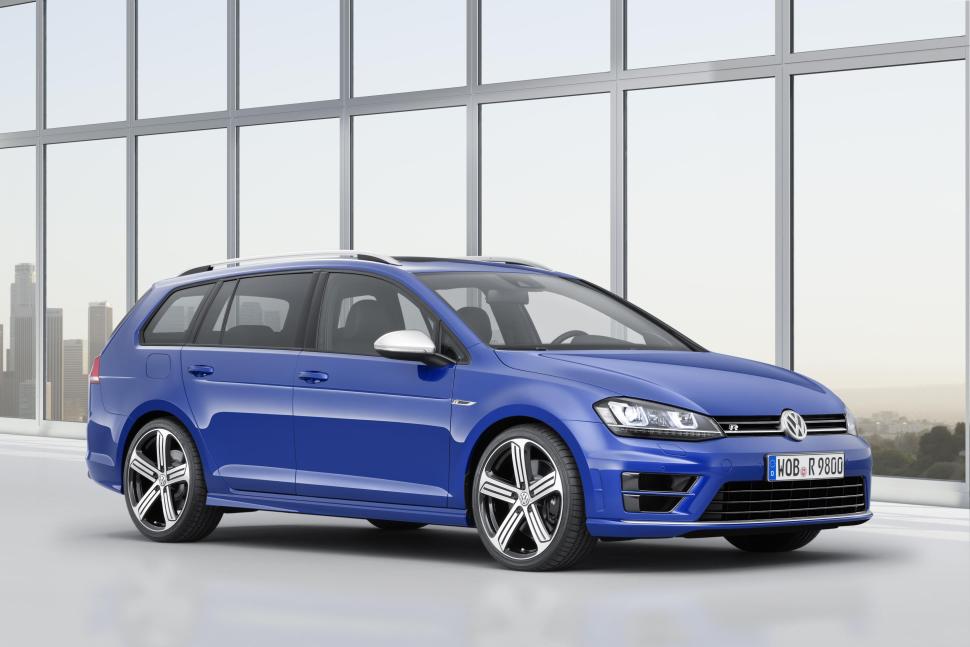 2015 VW Golf R Variant-front