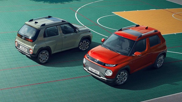 2022 Hyundai Casper SUV top view red and green car