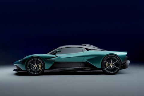 aston martin valkyrie 2022 aston martin valkyrie side view