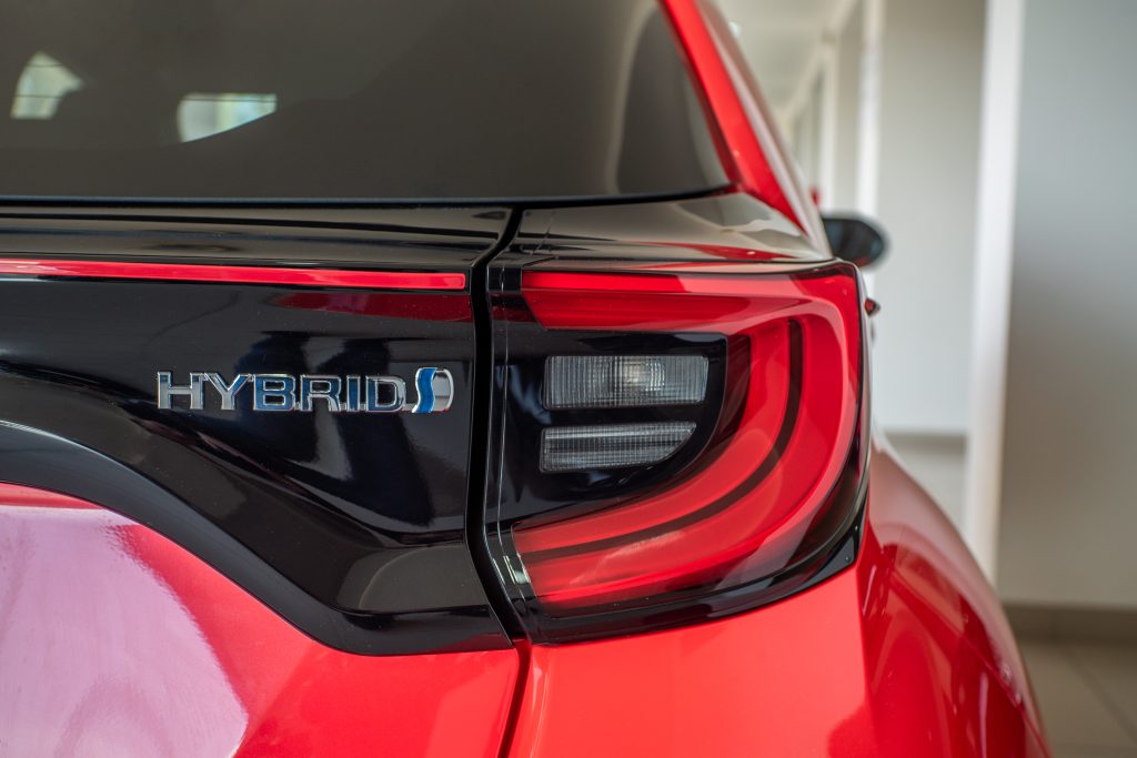 How does a Hybrid car work How does a Hybrid car work