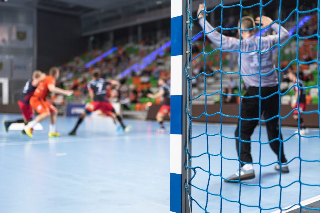 How long does a handball game last How long does a handball game last
