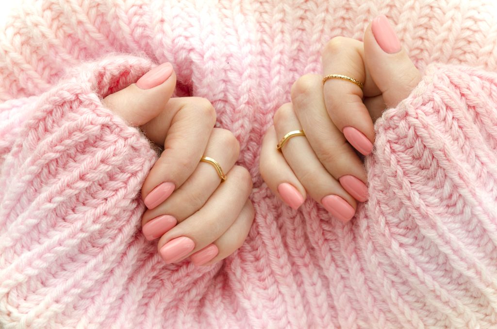 How much nails need to grow