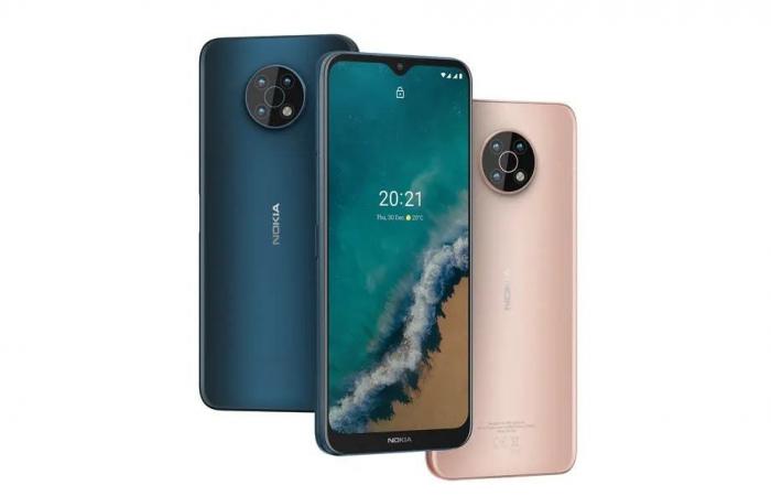 Nokia G50 Smartphone in two colors blue and pink