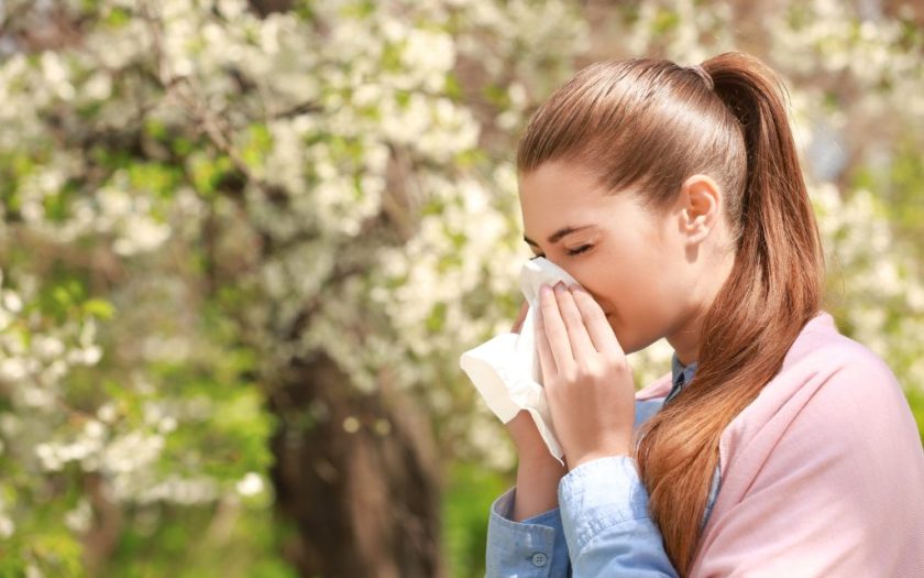 Pollen allergy - symptoms and treatment