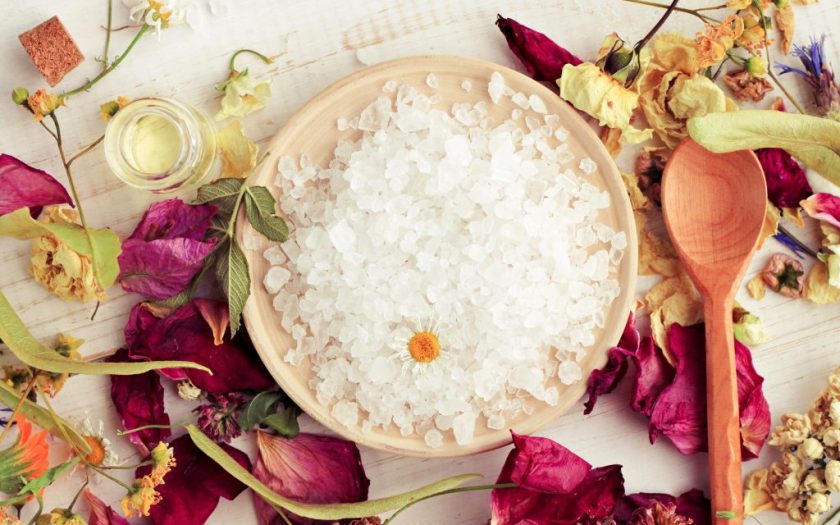 Salt flower - healing and use of delicate spice