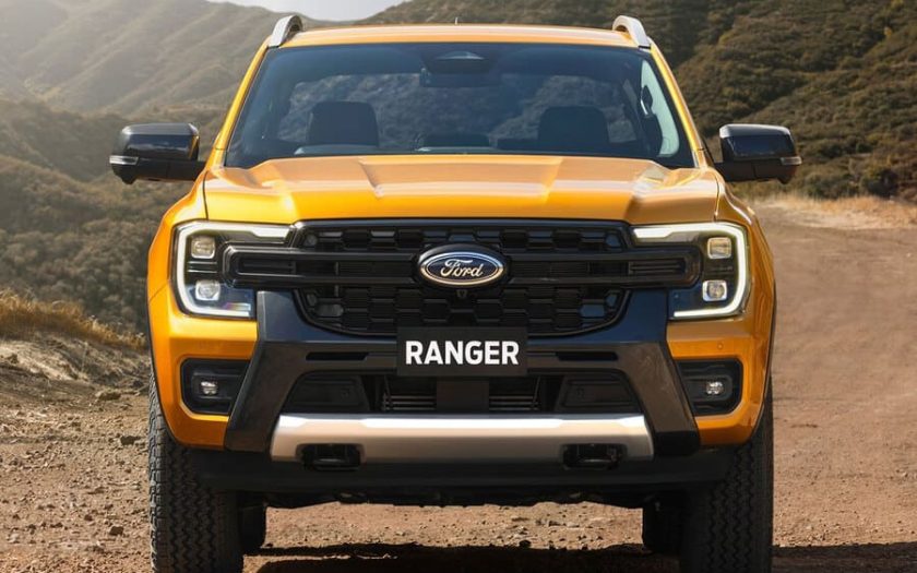 New Ford Ranger 2023 pickup truck front view